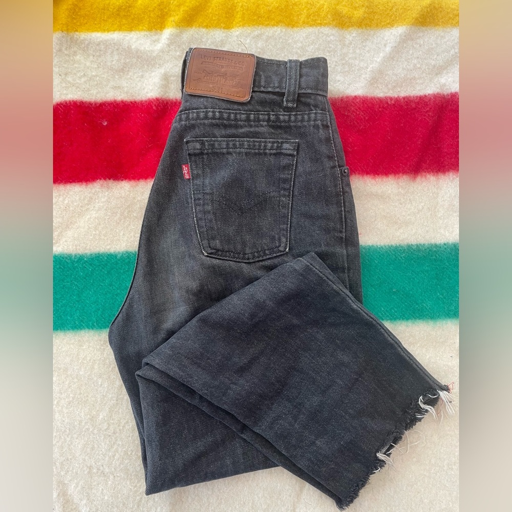 Vintage Levi’s 531s - High waisted, slim fit/ straight leg